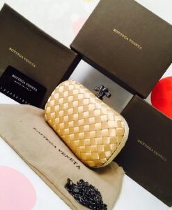 Bottega Clutch